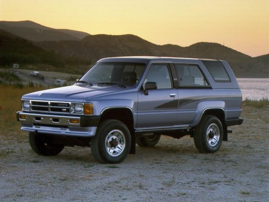  Toyota 4Runner 1986 года  (фото 11 из 12)
